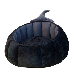 The Ultimate Winter Warm Pet Halloween Nest: A Cozy Haven for Your Feline Friend